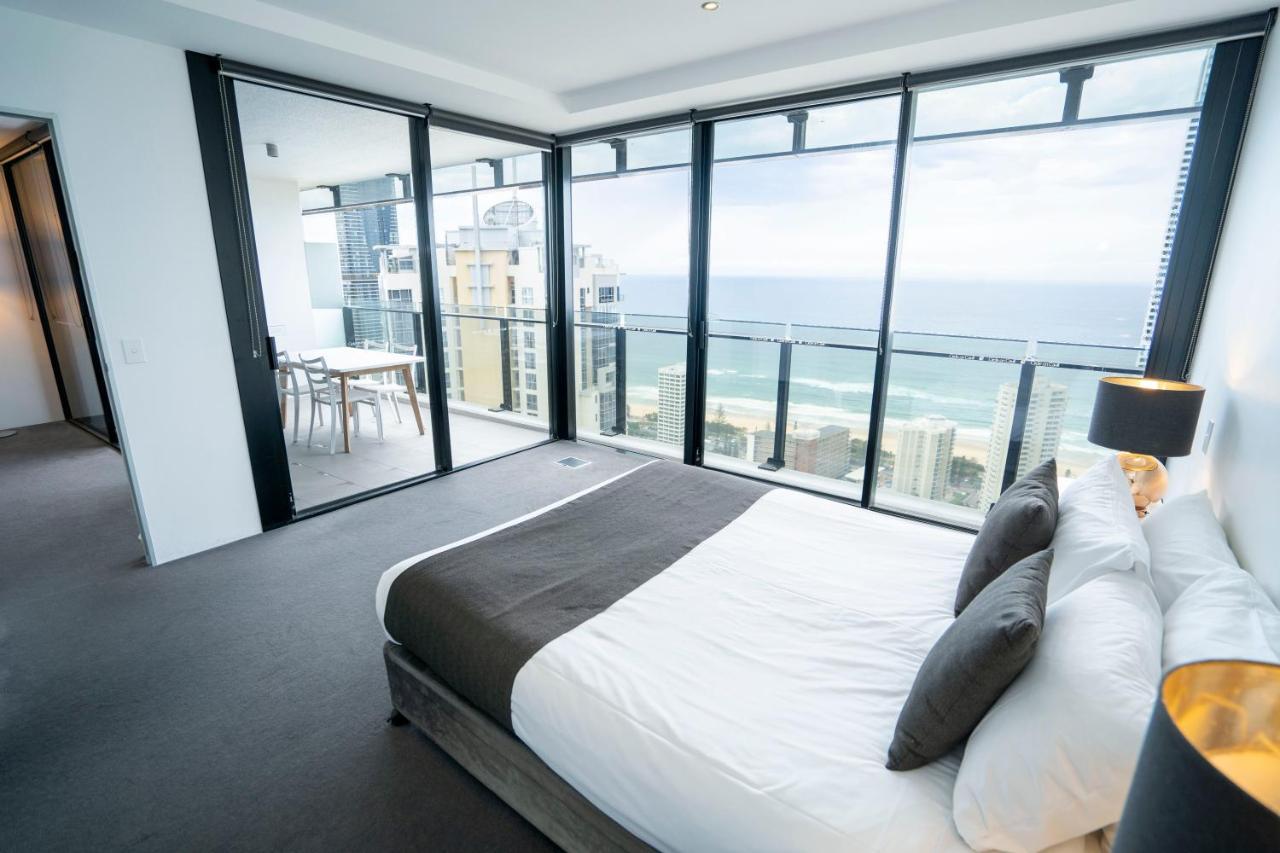 Circle On Cavill Apartment Gold Coast Exterior photo